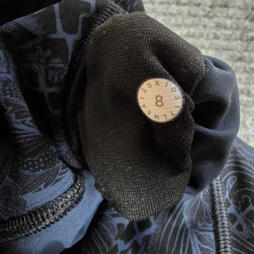 Lululemon Wunder Under Crop Womens 8 Nouveau Mach Blue Black Floral 21